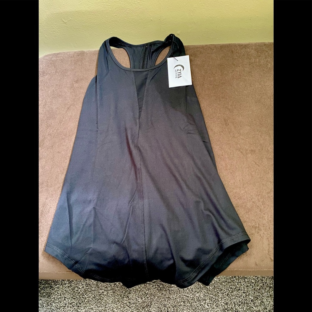 Women’s ZYIA Black Effortless Tank Long (XXL)